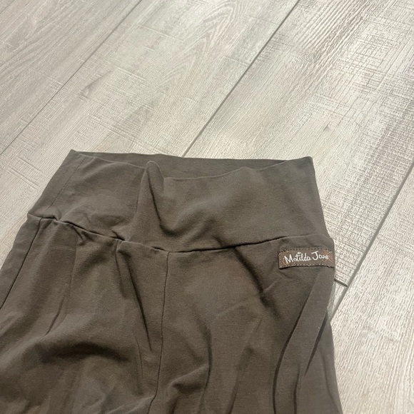 Matilda Jane Olive Wide Leg Tiered Pants - Picture 3 of 4